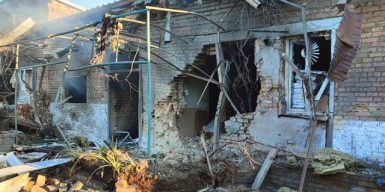 Росіяни атакували Павлоград ракетою і обстріляли Нікополь