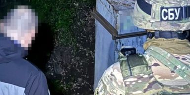 Агент фсб «полював» на релейні шафи Укрзалізниці та коригував удари по Одесі