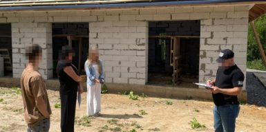 Ексначальник ДСНС у Вінницькій області змушував підлеглих будувати йому будинки