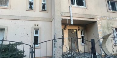 Атака на Дніпропетровщину: поранені люди, пошкоджена церква, загорівся комбайн