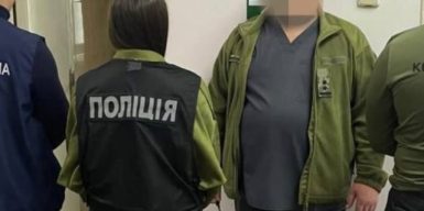 Начальник відділення військового госпіталю в Одесі вимагав $2000 за визнання обмежено придатним