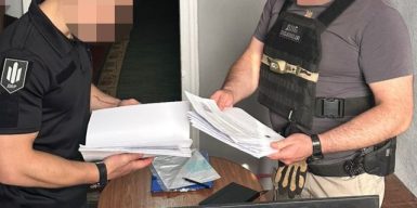 Судитимуть харківського правоохоронця, який організував ухилянту супровід у ТЦК для зняття з розшуку