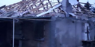 Внаслідок ворожої атаки на Дніпропетровщині згоріла ферма: загинули тварини