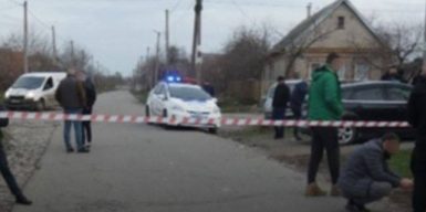 Повідомлено про підозру поліцейському, який відкрив вогонь по військових