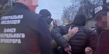 У Чернігівській області затримано прокурора за отримання хабара в $2500