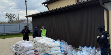 200 кг метадону і 20 тонн прекурсорів: на Тернопільщині викрили наркогрупу з мережею по всій Україні