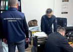 На Прикарпатті керівник слідчого відділу поліції вимагав 5 000 доларів за «невтручання» у бізнес