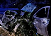 П’яний посадовець поліції виїхав на зустрічну смугу та протаранив мікроавтобус на Дніпропетровщині