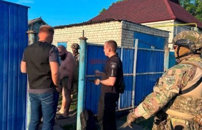 Військовослужбовців Маріупольського ТЦК затримали у Дніпрі за вимагання та шахрайство