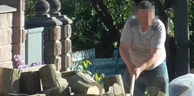 Директора психоневрологічного інтернату викрили на торгівлі людьми
