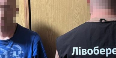 У Дніпрі чоловік за $12 тисяч обіцяв оформити відстрочку від мобілізації та виїзд за кордон