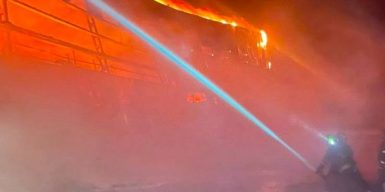 Двоє поранених і пожежа у Дніпрі: ворог майже 20 разів атакував Дніпропетровщину