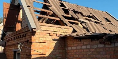 Росіяни майже 50 разів атакували три райони Дніпропетровщини: поранені двоє людей