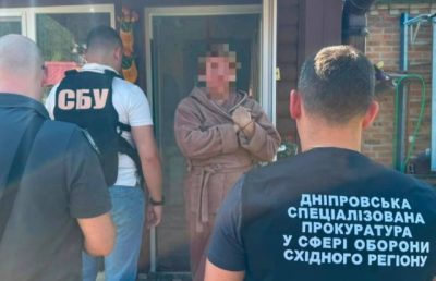 Четверо військових і цивільний вимагали $20 тисяч за переведення бійця у тил у Дніпрі