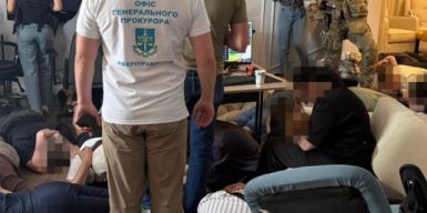 Криптошахраї у Києві викрадали у громадян країн ЄС до $1 млн щомісяця