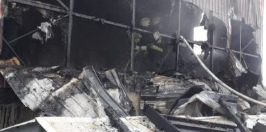 В Днепре дотла сгорела надстройка над гаражом