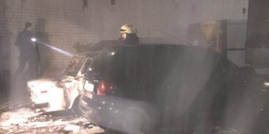 В Днепре продолжается зловещий «флешмоб» — ночью горят автомобили