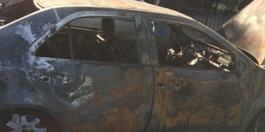 В Днепре подожгли машину активистки: фото