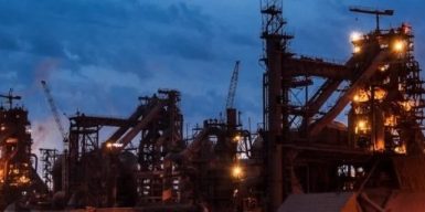 Російські ракети критично пошкодили «Запоріжсталь»: постраждали четверо працівників