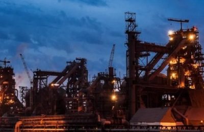 Російські ракети критично пошкодили «Запоріжсталь»: постраждали четверо працівників