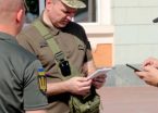 Довелося відстрілюватися: в Чернівецькій області цивільні напали на працівника ТЦК