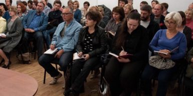 В Днепре открылись бесплатные курсы украинского языка
