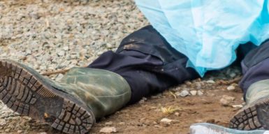 Подростки из Днепра обнаружили в погребе страшную находку