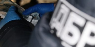 У Запоріжжі затримали двох посадовців ТЦК, які вимагали хабар у ветерана