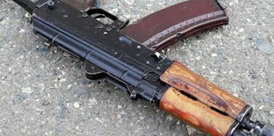 На Днепропетровщине полицейский пытался избавиться от незаконного оружия