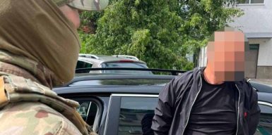 Посадовець заповідника на Рівненщині разом зі спільниками перевозив чоловіків до кордону з Білоруссю
