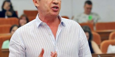 Загід Краснов визнав, що скуповує ділянки через схеми із виведенням земель із власності громад та запропонував журналістам стати співучасниками